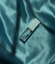 Load image into Gallery viewer, Crystalline